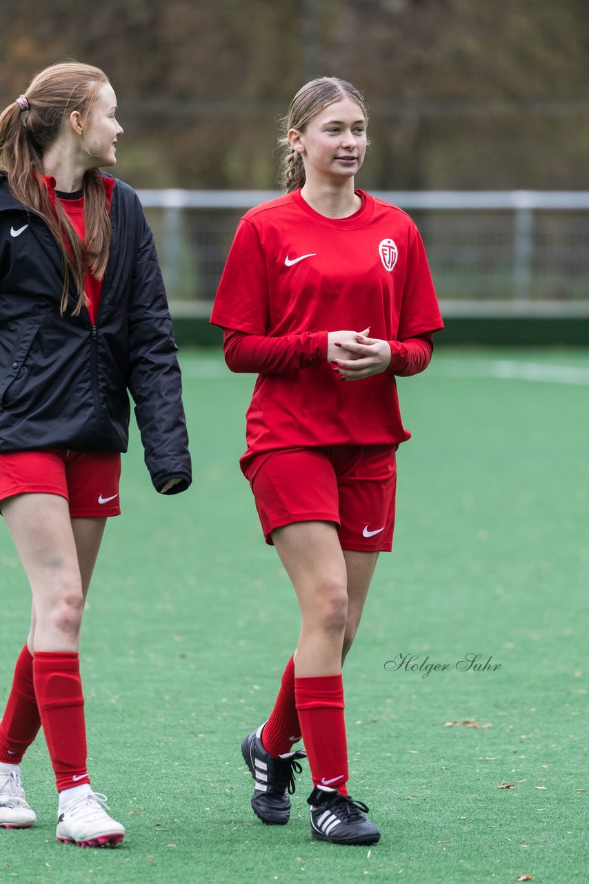 Bild 424 - wBJ VfL Pinneberg - Eimsbuettler TV2 : Ergebnis: 3:5